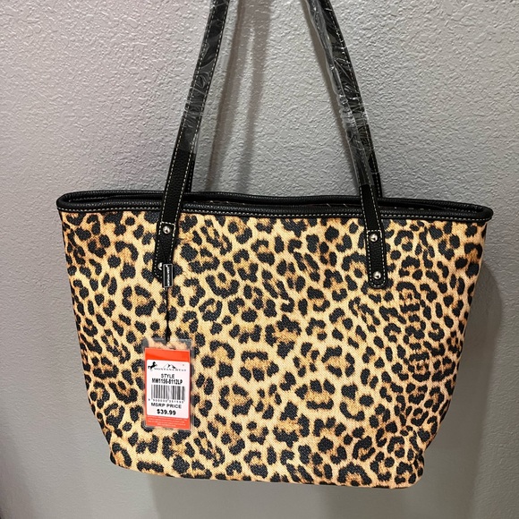 Montana West purse - Picture 1 of 3